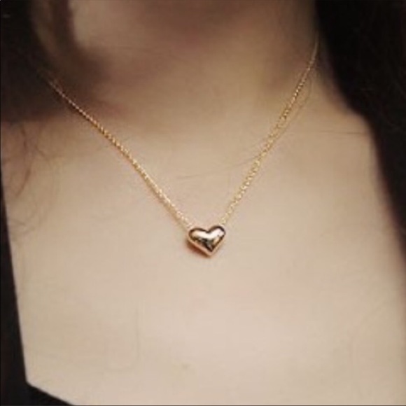 SILVER HEART DAINTY NECKLACE - Picture 6 of 6